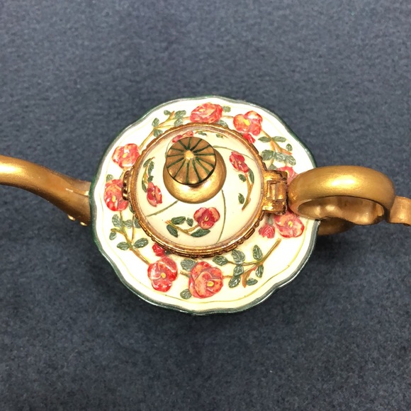 Canterbury Teapot Box - Picture 2 of 4